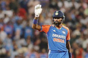 SMAT: Hardik Pandya stars on return to competitive cricket, takes Baroda to victory with match-winning knock vs Abhishek Sharma-led Punjab SportsTak