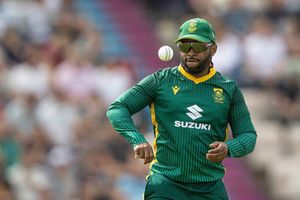 'It isn't for me to...': Temba Bavuma's take on Shukri Conrad's 'grovel' comment ahead of 2nd ODI vs India SportsTak