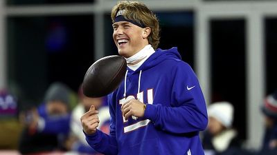 Jeff Saturday warns Jaxson Dart after punishing hits, questions Giants rookie's playing style SportsTak