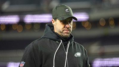 Nick Sirianni shrugs off Jalen Hurts report chatter as Eagles battle through offensive slump SportsTak