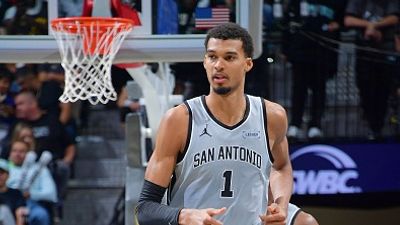 Victor Wembanyama injury report: Spurs coach issues warning to Lakers as French star's wants early return SportsTak