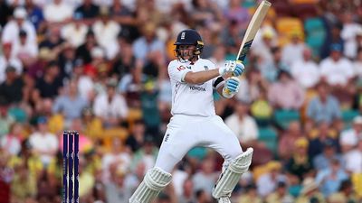 AUS vs ENG: Joe Root's stellar ton lifts England to 325/9 on Day 1 of 2nd Ashes Test against Australia despite Mitchell Starc's sizzling six-fer England's veteran batter Joe Root in this frame