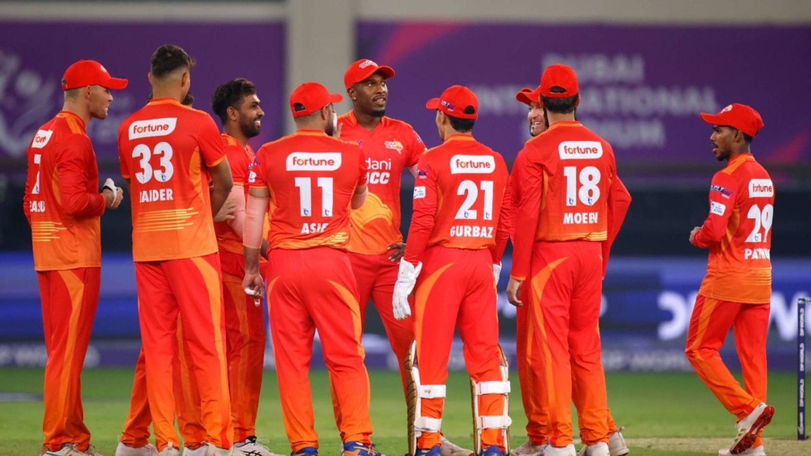ILT20: Kieron Pollard's fiery half-century goes in vain as Moeen Ali-led Gulf Giants defeat MI Emirates by 6 wickets ILT20: Kieron Pollard's fiery half-century goes in vain as Moeen Ali-led Gulf Giants defeat MI Emirates by 6 wickets