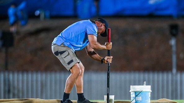 WBBL match abandoned after warm-up blunder wrecks pitch and leaves ball stuck in bizarre scenes Head groundsman of Karen Rolton oval works on the pitch after a practice ball was run over on the pitch during the WBBL match between Adelaide Strikers and Hobart Hurricanes