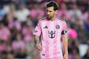 Thomas Muller sizes up Vancouver Whitecaps' odds against Lionel Messi's Inter Miami before MLS Cup final SportsTak