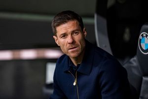 Watch: Xabi Alonso’s furious reaction to Fran Garcia’s Red card during Real Madrid’s loss to Celta Vigo SportsTak