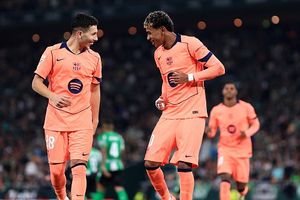 After defeating Chelsea, Leeds United set eyes on THIS Barcelona winger, his name is... SportsTak