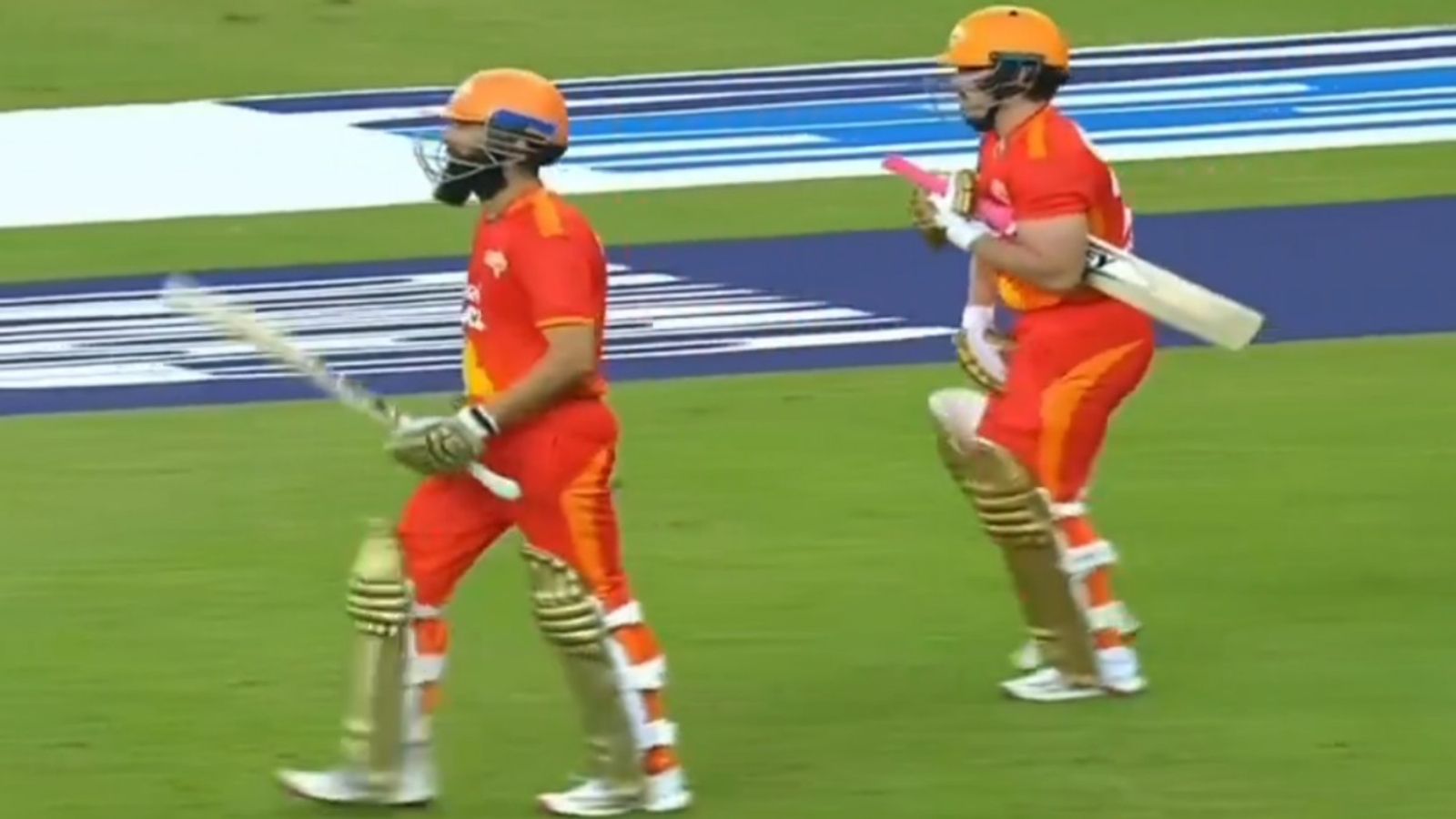 Sam Curran's Desert Vipers win first-ever super over in ILT20 history as Gulf Giants' Moeen Ali makes questionable calls Sam Curran's Desert Vipers win first-ever super over in ILT20 history as Gulf Giants' Moeen Ali makes questionable calls