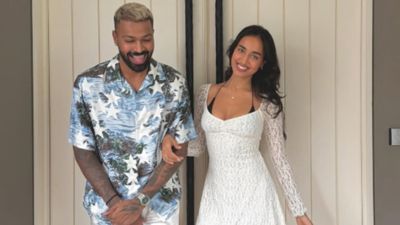 'Today something happened that crossed a line': Hardik Pandya blasts paparazzi for recording a video of girlfriend Mahieka Sharma in inappropriate manner Hardik Pandya, Mahieka Sharma