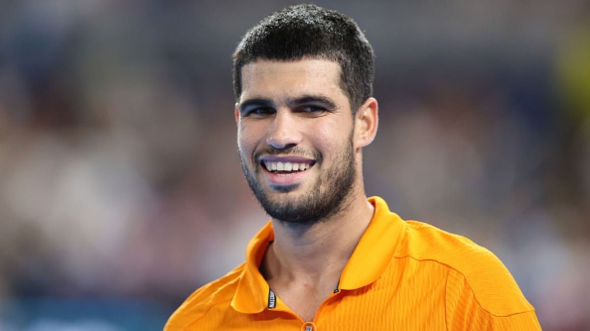 Watch: Carlos Alcaraz hits tennis court with THIS World Cup winner football legend 