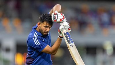 India's T20 World Cup winner backs management's call to pick Jitesh Sharma over Sanju Samson in T20Is Jitesh Sharma warming up before the second T20I against South Africa