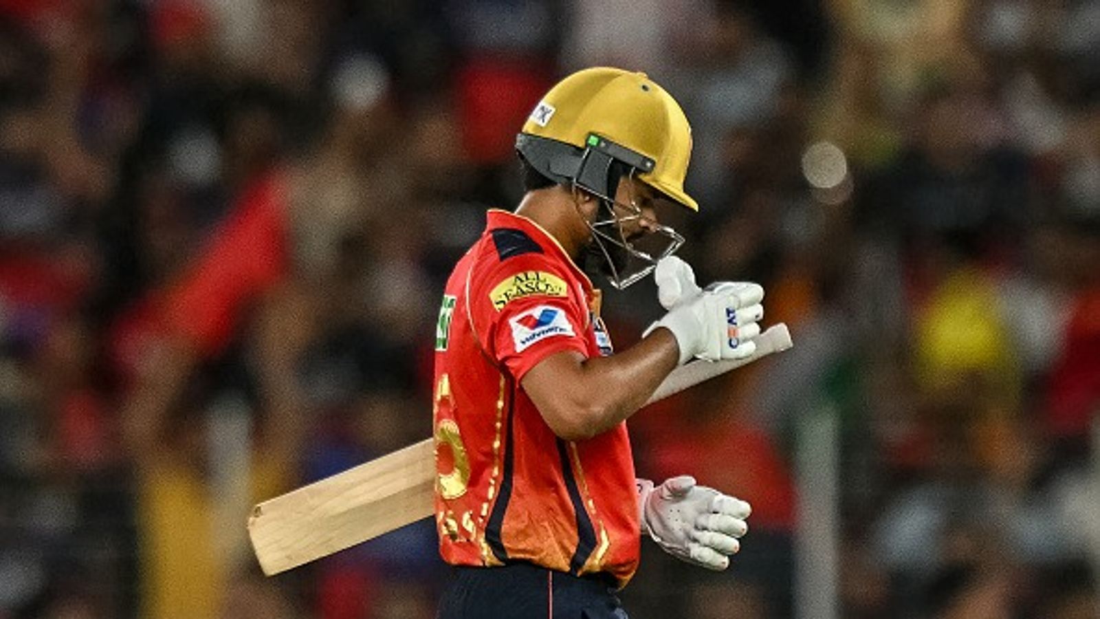 Shreyas Iyer set to attend IPL auction as Ricky Ponting likely to miss out: Report Shreyas Iyer walks back to the pavilion after his dismissal during the Indian Premier League (IPL) Twenty20 final cricket match between Royal Challengers Bengaluru and Punjab Kings