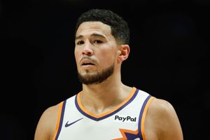 Is Devin Booker playing tonight? Latest on Suns star vs Thunder NBA Cup SportsTak