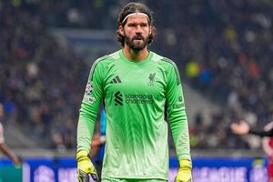 Italian giants aiming for spectacular move for Liverpool star Alisson as replacement for... SportsTak