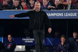 Hansi Flick gives blunt response on Lamine Yamal's reaction after substitution in win vs Frankfurt, says 'next time, he'll be on the bench' SportsTak