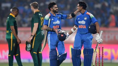 'Paaji's sense of humour is unbelievable': Yashasvi Jaiswal reacts to 'lagan lagi' moment with Virat Kohli after maiden ODI ton Virat Kohli, Yashasvi Jaiswal