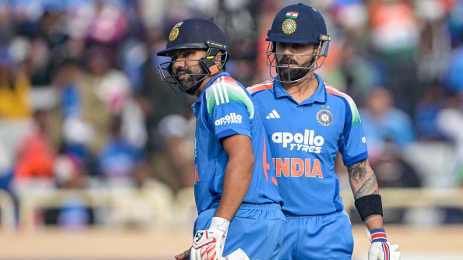 Ex-KKR batter slams Gautam Gambhir for not giving credit to either Rohit Sharma or Virat Kohli in press conference India's Virat Kohli (R) and Rohit Sharma take a break during the first ODI against South Africa.