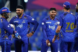 ILT20: Fazalhaq Farooqi and Jonny Bairstow power MI Emirates to convincing 7-wicket victory over Abu Dhabi Knight Riders SportsTak