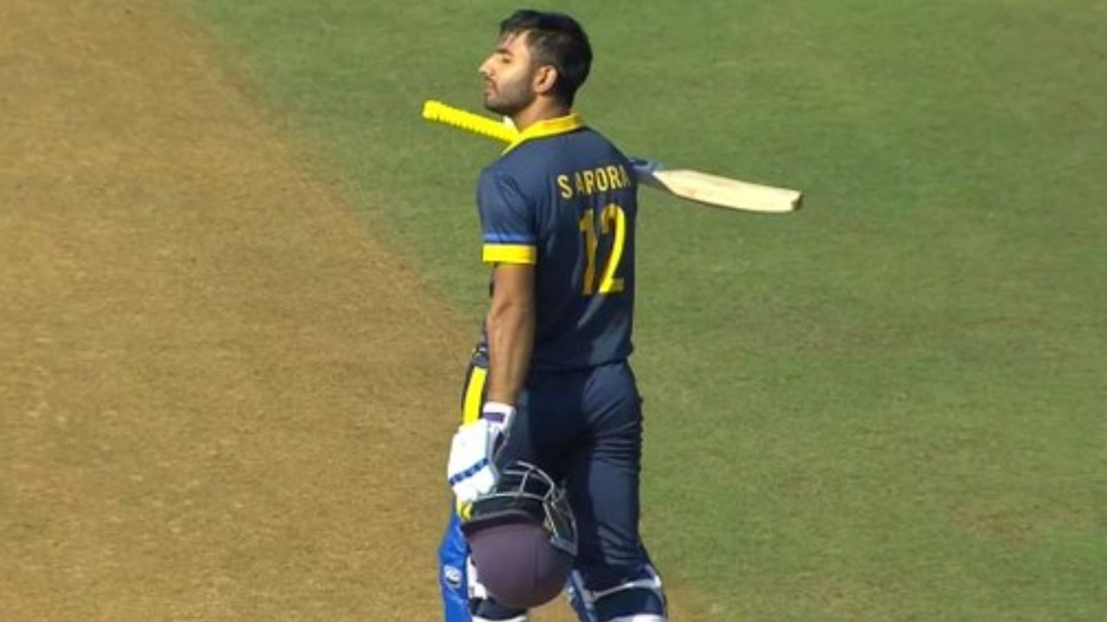 SMAT: Punjab's 23-year-old runs riot with 39-ball century ahead of IPL 2026 auction, bludgeons 11 sixes, 9 fours in lightning knock at no.5 Punjab's star batter Salil Arora in this frame