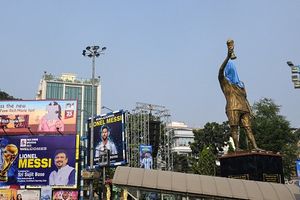 Lionel Messi to virtually unveil 70-foot statue in Kolkata, kicks off GOAT India Tour 2025 SportsTak