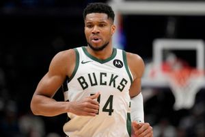 Milwaukee Bucks Injury Report: Will Giannis Antetokounmpo feature in tonight's game SportsTak