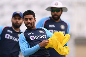 India's discarded Test batter Abhimanyu Easwaran gets late entry into IPL auction on franchise's request: Report SportsTak