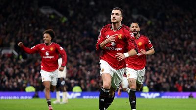 Real Madrid looking to sign Manchester United's star defender, his name is... SportsTak
