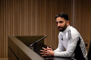 Manchester United line up January move for USMNT midfielder, his name is... SportsTak