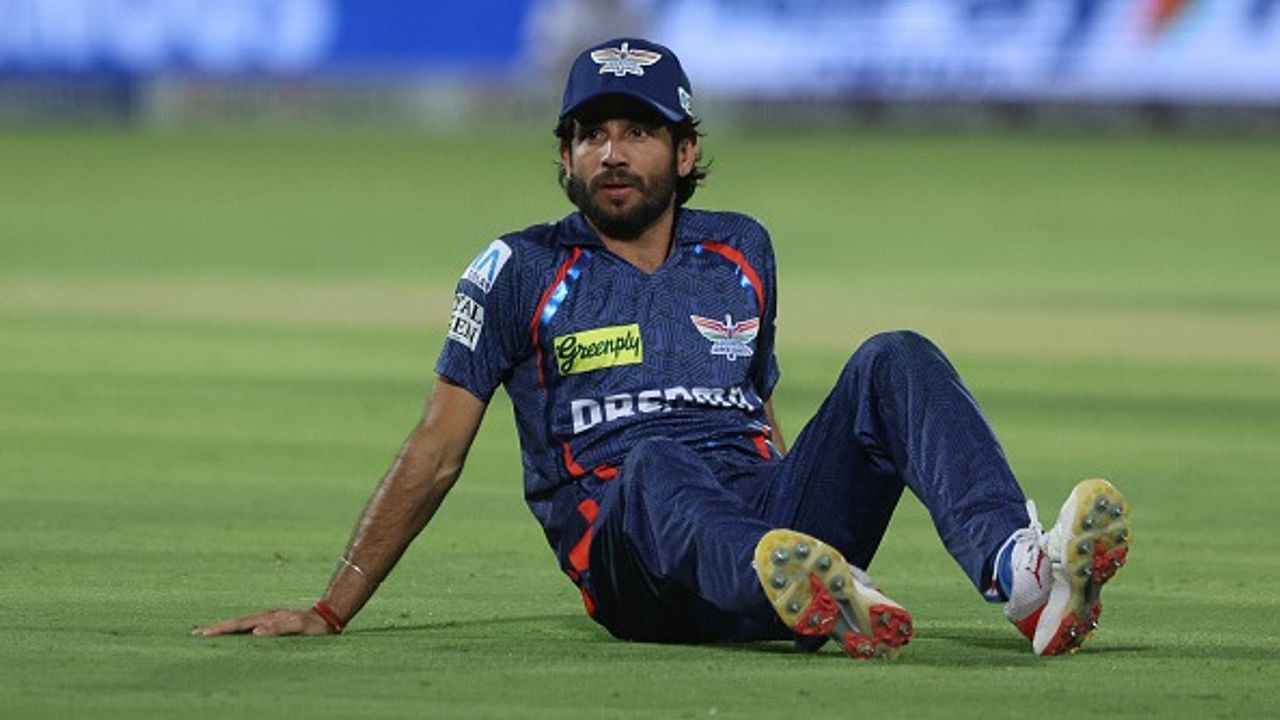 IPL 2026 Auction: Ravi Bishnoi reacts after moving from LSG to RR with Rs 7.2 crore deal - SportsTak