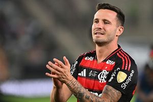 Atletico Madrid icon Saul Niguez makes BOLD claim on Real Madrid's fanbase, says 'in reality...' SportsTak