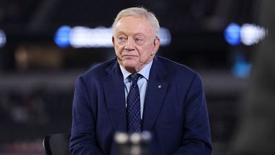 Jerry Jones opens up on Micah Parsons' injury after Packers star suffers ACL Tear vs. Broncos SportsTak