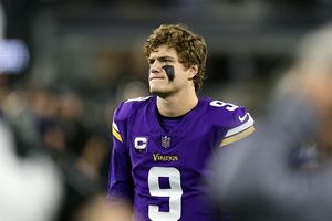 Jerry Jones points out flaws in Brian Schottenheimer's game plan after J.J. McCarthy's big day vs. Cowboys SportsTak