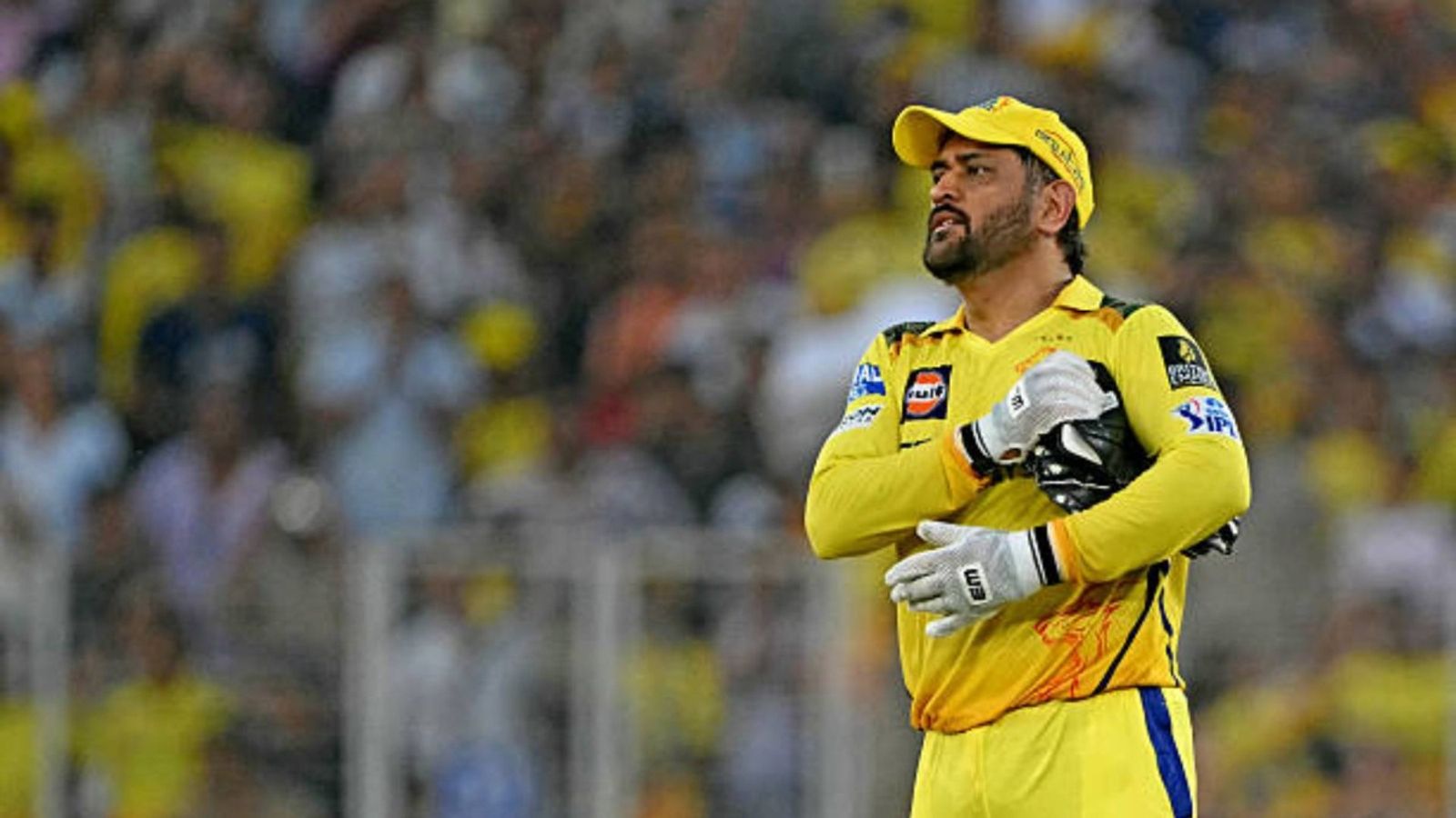 'Right time for him to step away...': Ex-CSK star's clear-cut verdict on MS Dhoni's IPL future Chennai Super Kings' captain Mahendra Singh Dhoni looks on after the Indian Premier League (IPL) Twenty20 cricket match between Gujarat Titans and Chennai Super Kings (via Getty)