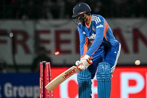 Ex-India coach highlights major flaw in Shubman Gill's batting ahead of 4th T20I vs SA SportsTak