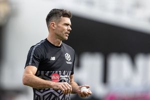 James Anderson snubs Virat Kohli to announce this legend as all-time best batter in cricket history SportsTak