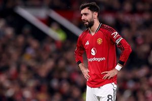 Bruno Fernandes reveals three leagues he would consider if he leaves Manchester United SportsTak