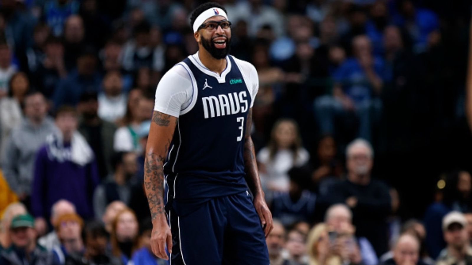 Dallas Mavericks Injury Report: Will Anthony Davis feature in tonight's clash? Dallas Mavericks Injury Report: Will Anthony Davis feature in tonight's clash?
