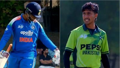 Vaibhav Suryavanshi points to his shoes in response to Pakistan pacer abusing him during Under-19 Asia Cup 2025 final; video goes viral Vaibhav Suryavanshi, Ali Raza