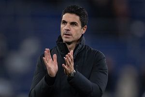 Arsenal keen to sign 24-year-old Borussia Dortmund star, his name is... SportsTak