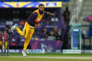 Finisher Adil Rashid snatches win from Knight Riders in last-ball thriller, keeps Sharjah Warriorz alive in ILT20 2025-26 playoffs race SportsTak