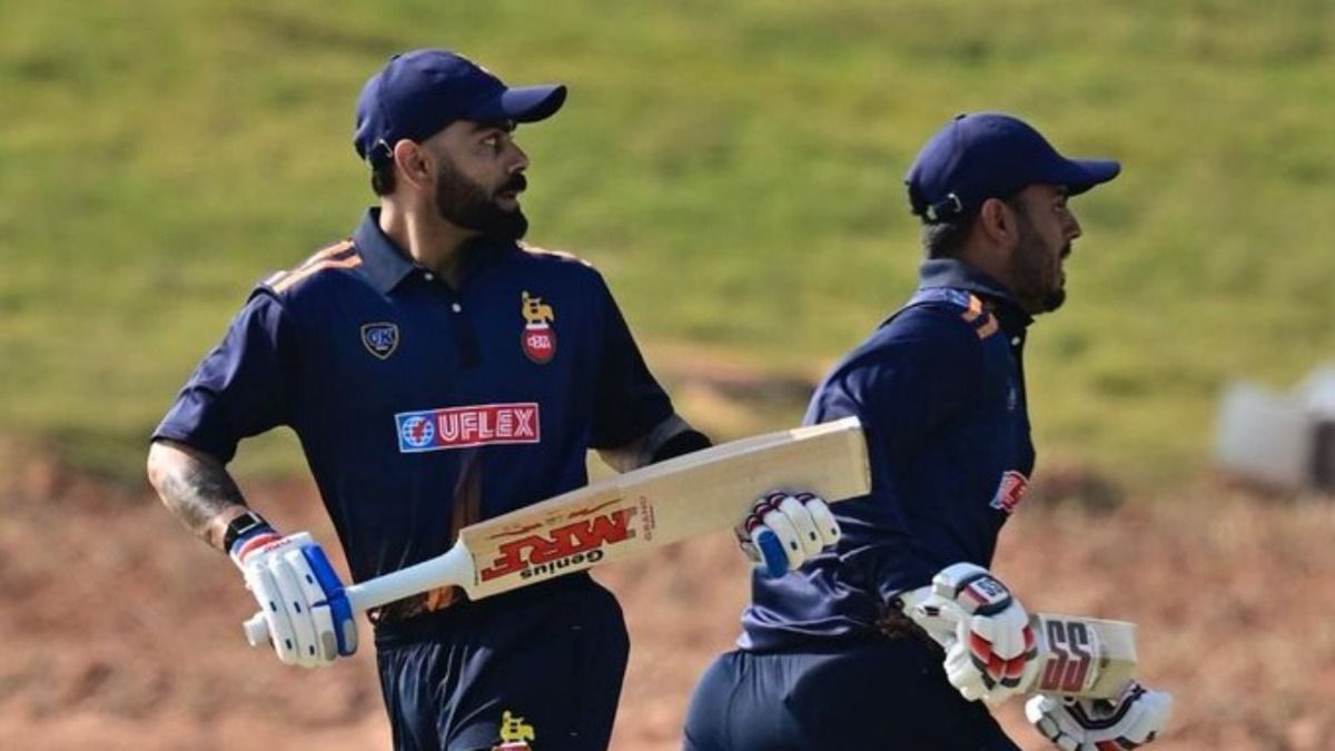 Virat Kohli and Nitish Rana running between the wickets during Delhi vs Andhra VHT clash