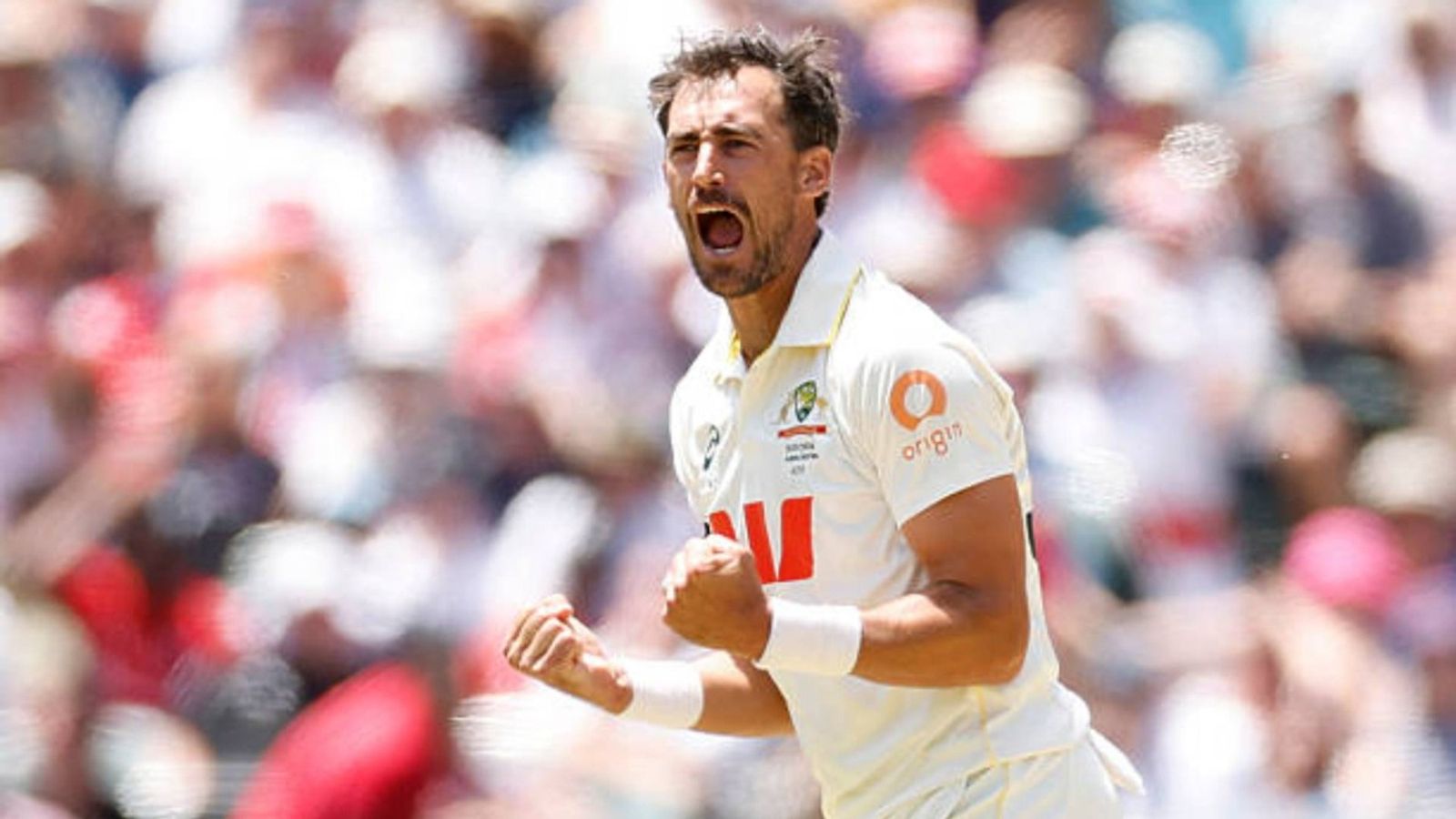 Ricky Ponting hails Mitchell Starc for 'outstanding' performance in The Ashes ahead of 4th Test Mitchell Starc of Australia celebrates taking the wicket of Jofra Archer of England for 3 runs during day five of the Third Test Match in the 2025-26 Ashes Series between Australia and England at Adelaide Oval (via Getty)