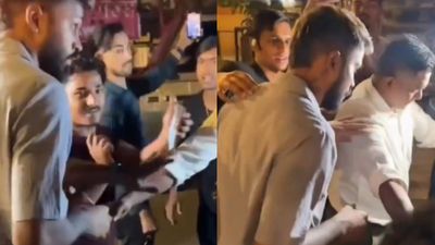 Watch: Hardik Pandya keeps cool after fan turns abusive over selfie refusal Watch: Hardik Pandya keeps cool after fan turns abusive over selfie refusal. (X/social media)