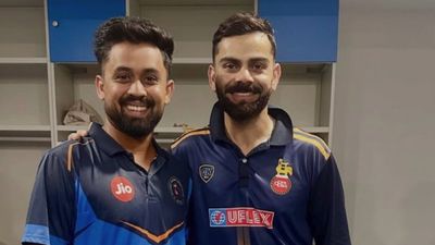Gujarat spinner reveals Virat Kohli's advice after picking his wicket in Vijay Hazare Trophy Vishal Jayswal and Virat Kohli after Delhi vs Gujarat VHT clash