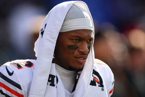 Chicago Bears Injury Report: Will DJ Moore play tonight against 49ers? SportsTak