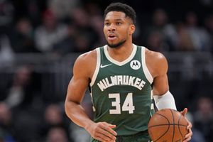 NBA insider sheds light on Giannis Antetokounmpo move to new team SportsTak
