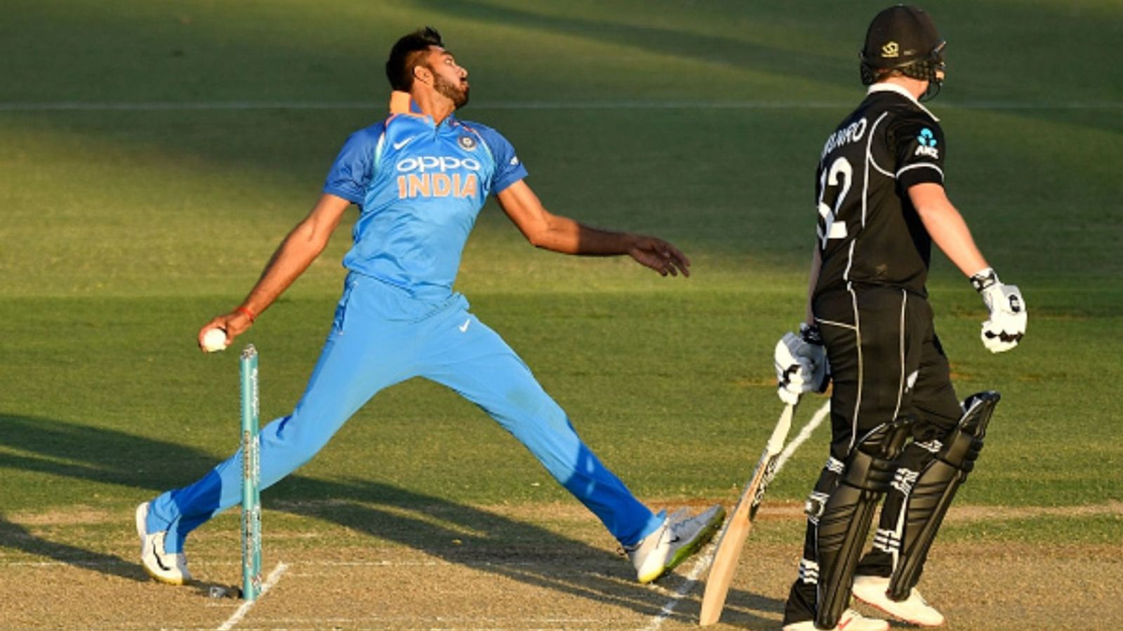 India's forgotten all-rounder takes 4/30, leads Tripura to 67-run win over Rajasthan India's Vijay Shankar (L) bowls during the second ODI of the series against New Zealand in Tauranga on January 26, 2019.