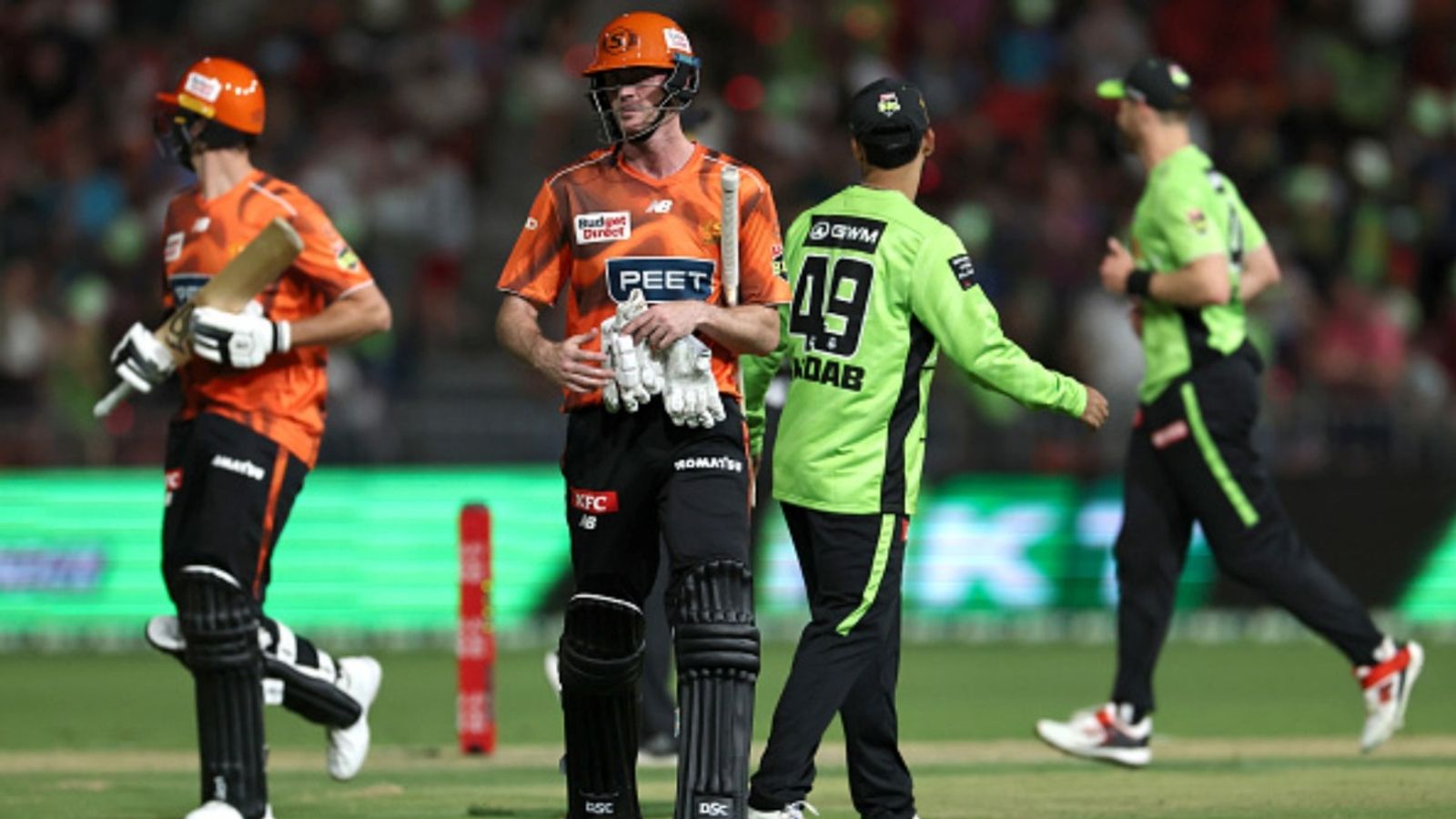 Ex-LSG batter robbed of maiden T20 century, remains stranded on 41-ball 99 as 2 wickets fall in last over Ashton Turner of Perth Scorchers walks off after being stranded on 99 not out during the BBL match against Sydney Thunder at ENGIE Stadium on December 30, 2025.