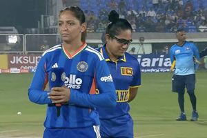 IND-W vs SL-W: India make two changes, no Smriti Mandhana as Sri Lanka opt to bowl in fifth T20I SportsTak