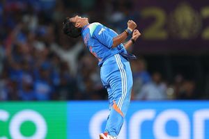 Deepti Sharma creates history, becomes first cricketer in the world to reach this milestone SportsTak